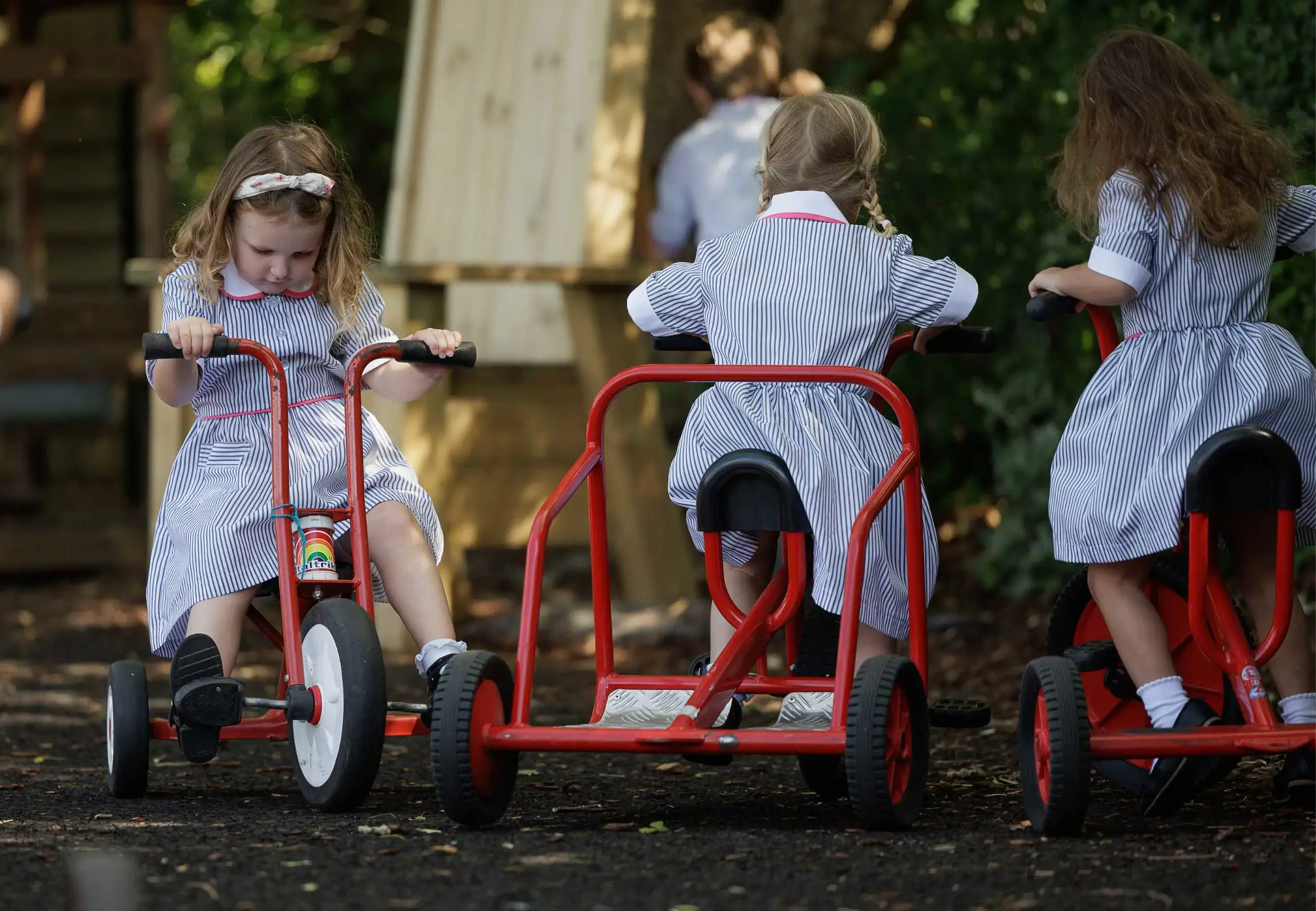 Admissions step 5 backgroundLarge Image - Exp Admission Process 